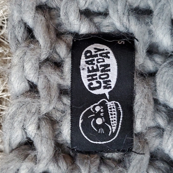 Cheap Monday wool alpaca chunky knit sweater in gray size small - Picture 4 of 10